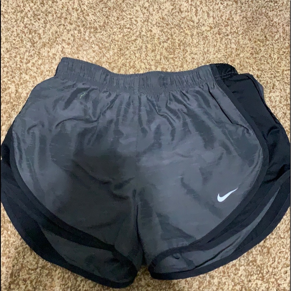 women’s running shorts